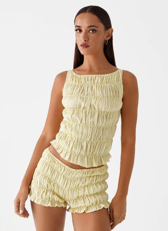 Mid - Week Surprise Girls Like Us Ruched Mini Shorts - Yellow