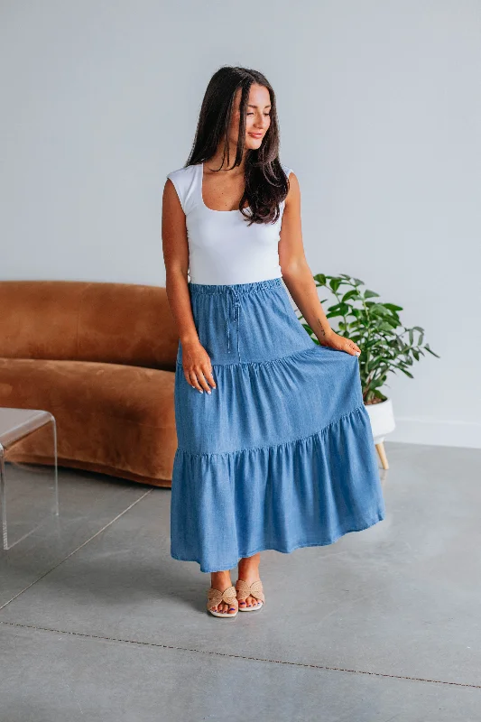 Discover Now Beth Midi Skirt