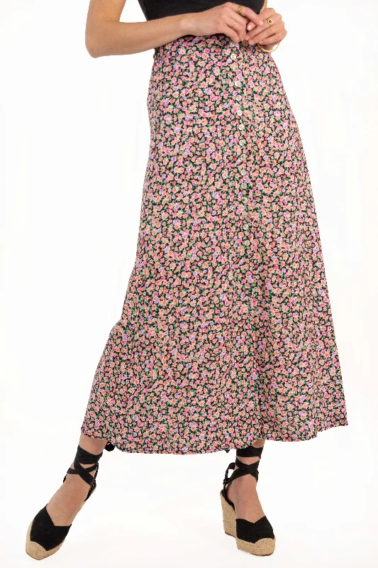Lighten Up With Nordic Styles GALA SKIRT // FLORAL