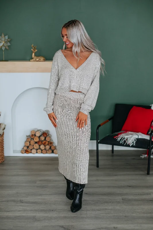 Runway Inspired Wear Saldana Midi Skirt