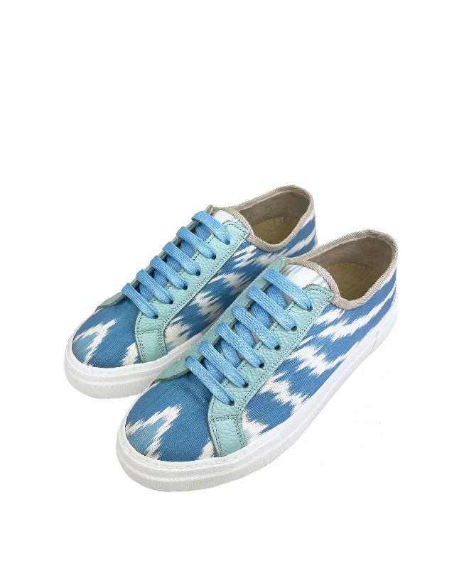 Women's Resort Attire She Who Dares Trainers - Blue Lagoon