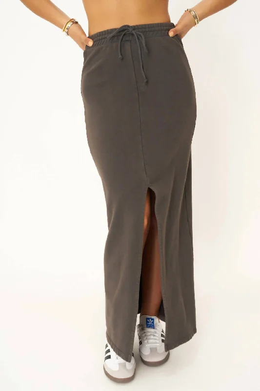 Trendy Women's Fashion Discover Now Eternal Front Slit Skirt In Vintage Black