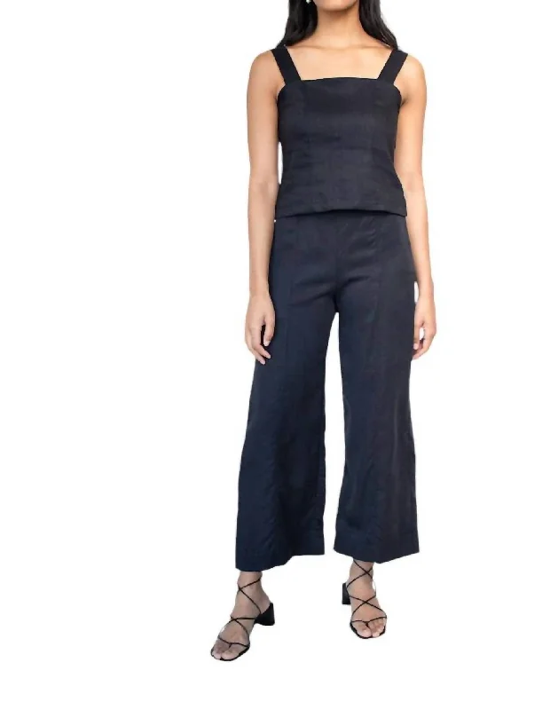 Trend Driven Wardrobe Clean Jeans In Black