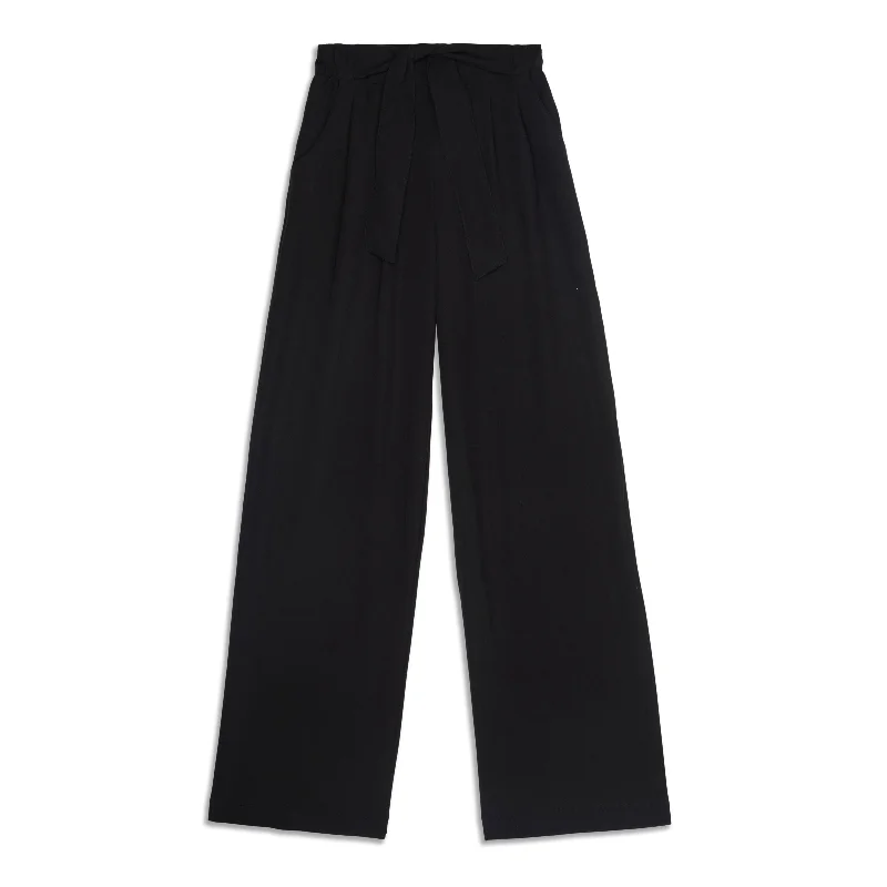 Mega Sale Noir Pant - Resale
